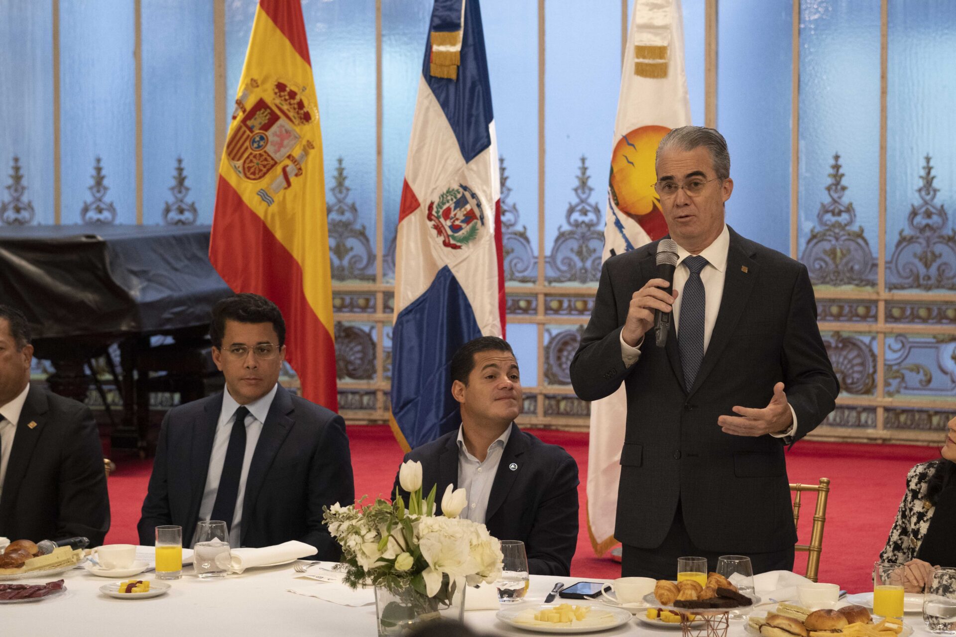 Banco Popular cierra FITUR con US$2,500 millones a turismo RD imagen