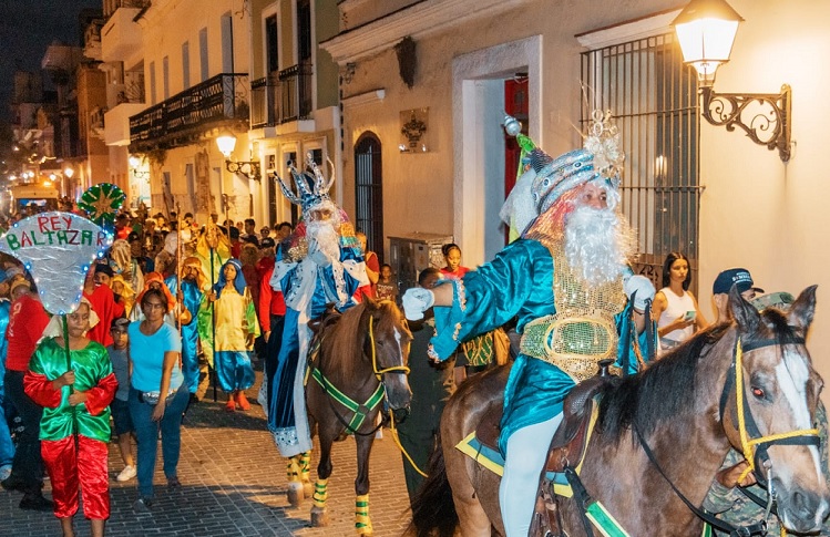 Hierba, agua y regalos: Tradiciones del Día de Reyes en República Dominicana