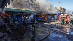 RUSIA: Ataque ucraniano contra un mercado deja 25 muertos