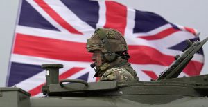 Reino Unido pide ciudadanos se preparen para guerra con Rusia
