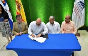 Candidatos de Santiago y Moca firman Pacto de Ordenamiento