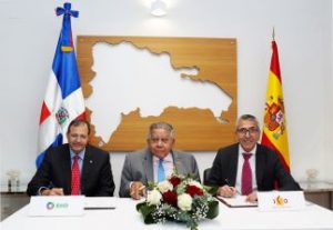 Revalidan acuerdo para incentivar inversión española en Dominicana