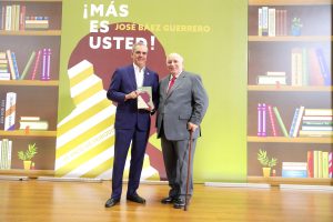 José Báez Guerrero presenta su nuevo libro «¡Más es usted!»