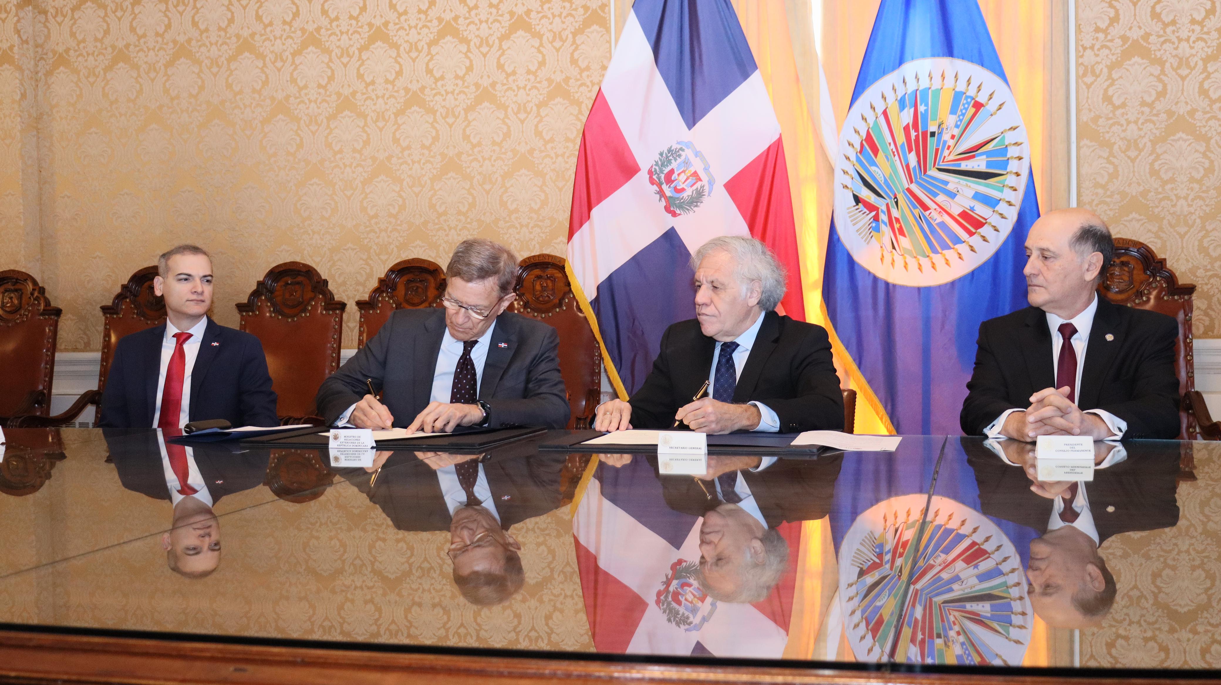 RD y OEA firman acuerdo para la observación próximas elecciones imagen