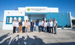 Inauguran Centro de Acopio para comercializar la sal en Montecristi
