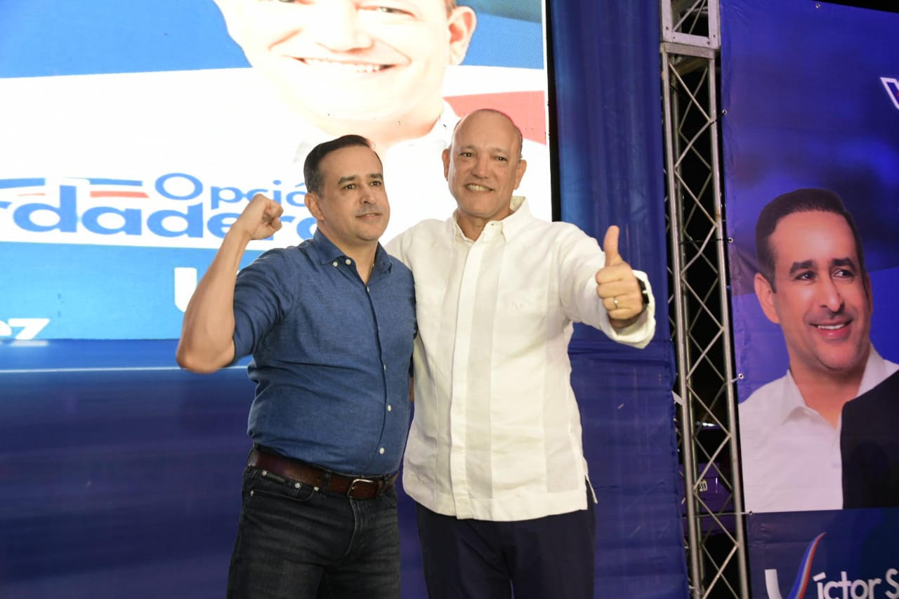 SANTIAGO: Víctor Suárez respalda candidatura de Ulises Rodríguez imagen