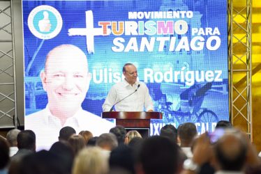 SANTIAGO: Aspirante alcalde prioriza desarrollo turístico