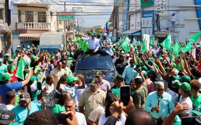 AZUA: Leonel critica ‘abandono’ y paralización obras en región Sur