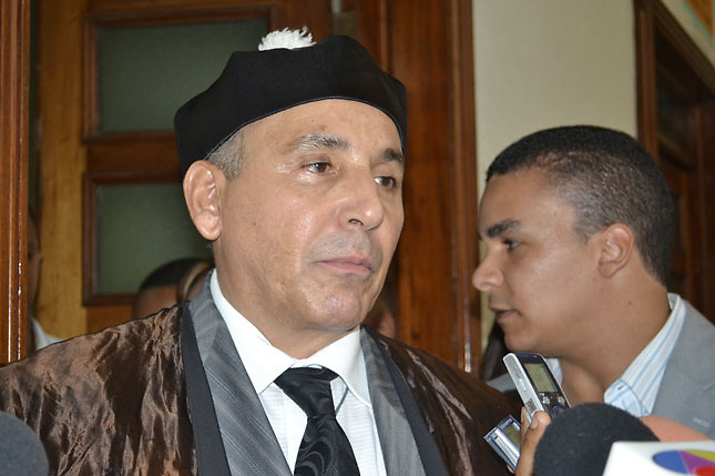 Abogado explica razón ausencia de Anthony Santos en juicio imagen