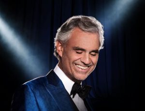 Dominicanos esperan concierto de tenor italiano Andrea Bocelli