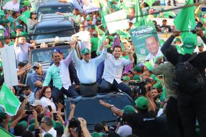 Leonel moviliza miles personas DN, municipios SD y La Romana