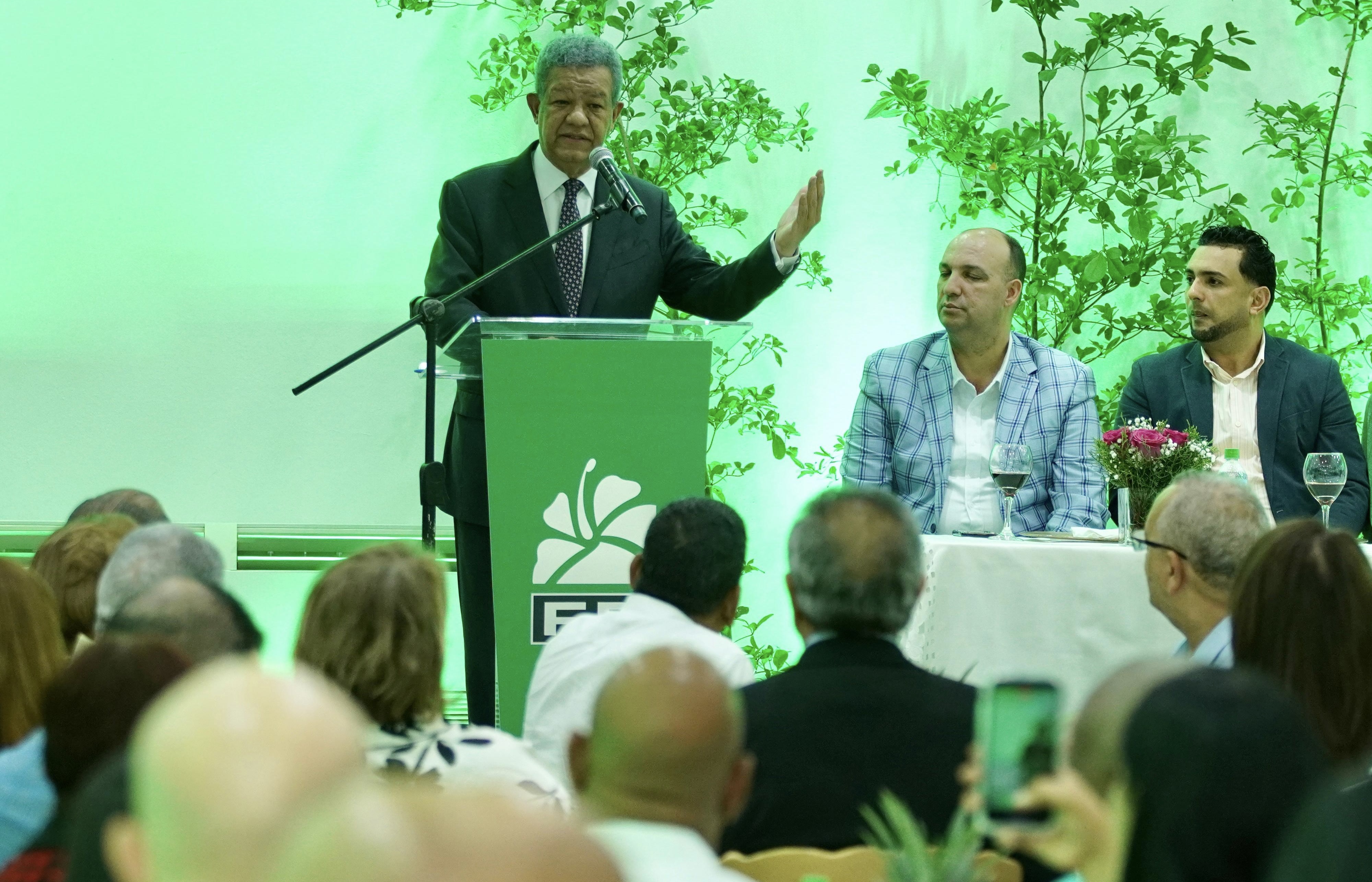 Leonel declarará la agropecuaria como «de alta prioridad nacional» imagen