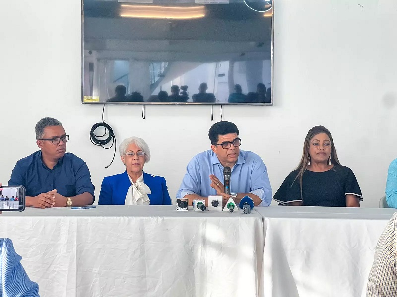 Dío Astacio anuncia jornada de limpieza y retiro publicidad SDE imagen