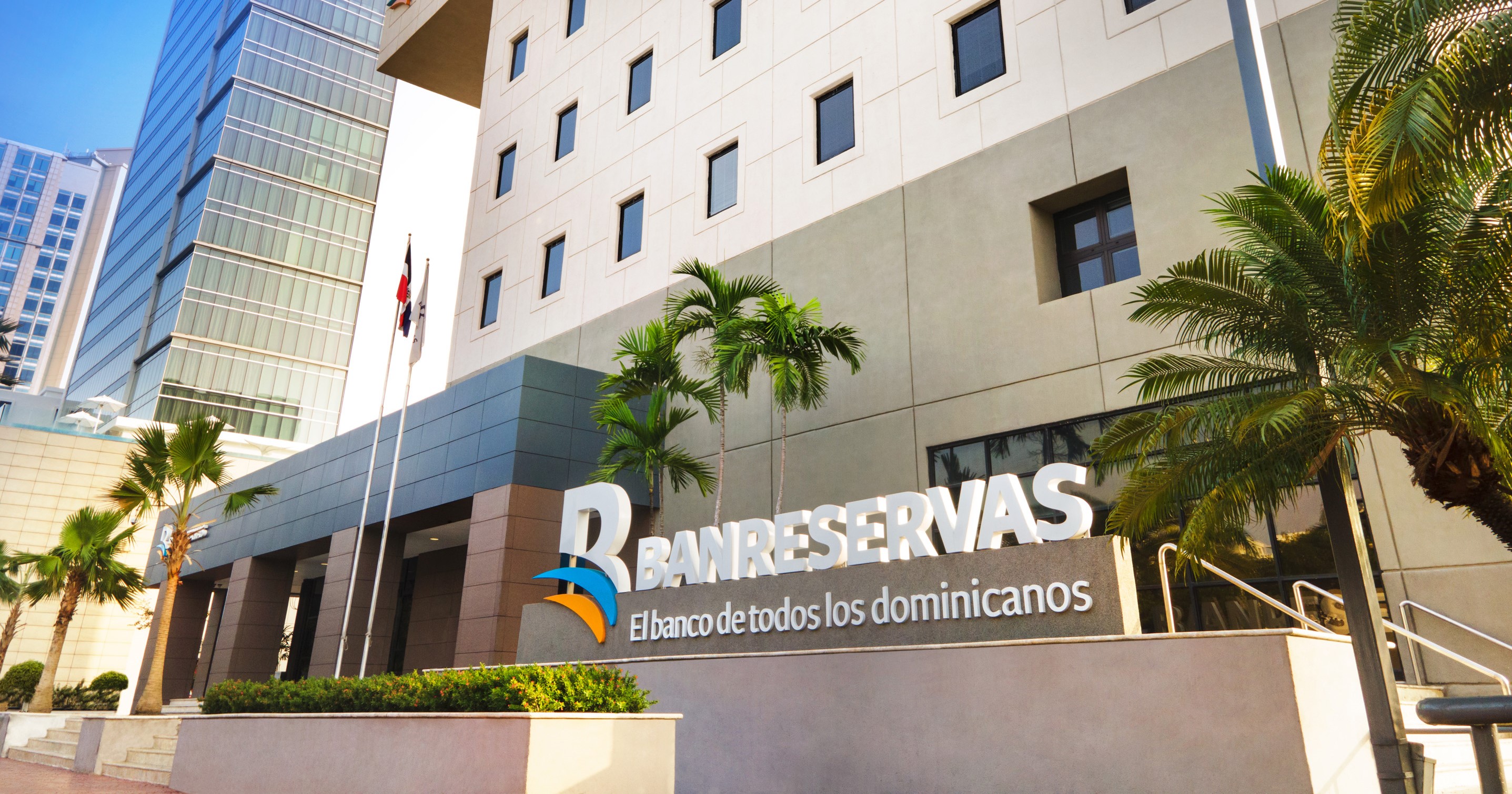 Banreservas realizará feria inmobiliaria en NY y Lawrence imagen