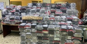 La DNCD ocupa 1.4 toneladas de cocaína cerca costas La Romana
