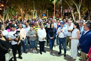 SANTIAGO: Alcalde Abel Martínez  entrega Parque Metropolitano