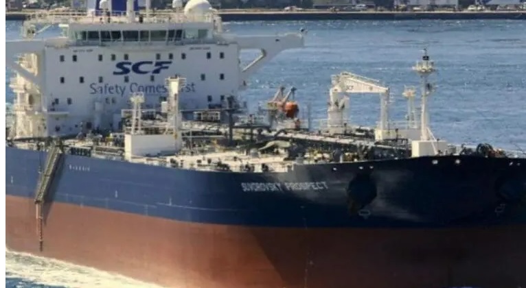 Russia sent its first oil shipment to Cuba in a year.  AlMomento.net