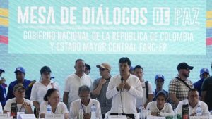 COLOMBIA: Disidencia FARC y Gobierno retomarán diálogo paz
