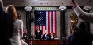 Joe Biden fustiga a Trump en su discurso del estado de la Unión
