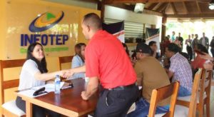 SALCEDO: Empresa de zona franca ofertó 120 plazas en Villa Tapia