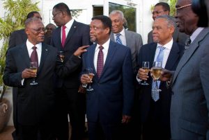 Hay 4 de 7 miembros elegidos para Consejo Presidencial de Haití