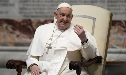 Papa insiste en pedir a V. Zelenski  negocie con Rusia fin de la guerra