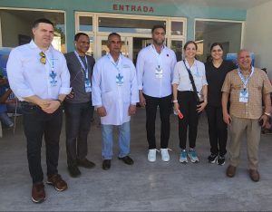 Médicos dominicanos residentes EU laboran gratis en Montecristi