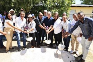 Construyen y remodelan centros de salud en sur de R. Dominicana