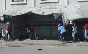 HAITÍ: Bandas atacan principal cárcel y liberan a delincuentes