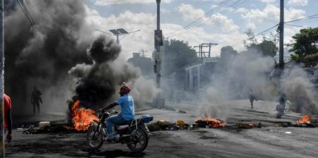 Haitianos protestan contra nuevo consejo que sustituiría a Henry