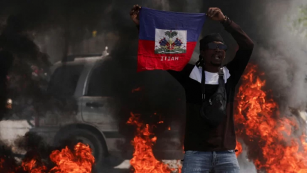 La Unión Europea evacúa a su personal diplomático en Haití