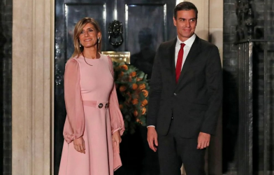 ESPAÑA: Presidente sopesa dimitir tras acusaciones corrupción esposa