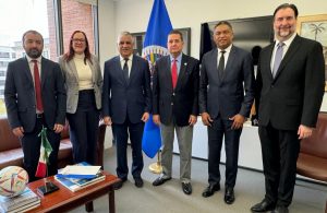Opositores dominicanos llevan a la OEA quejas contra Gobierno RD