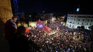 ISRAEL: Miles manifestantes piden salida de Netanyahu de Gobierno imagen