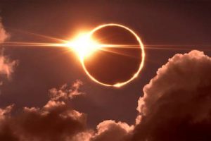 Mira aquí como se ha visto eclipse solar en Mexico y Estados Unidos