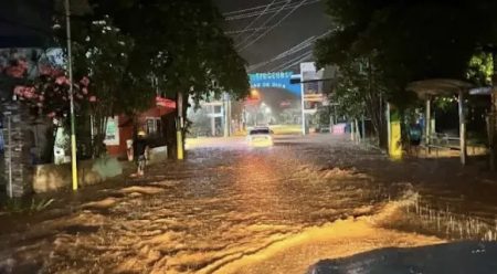 Más del 65% de zona dominicana de Las Terrenas está inundado