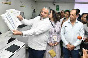 La JCE comienza a imprimir el padrón para elecciones de mayo