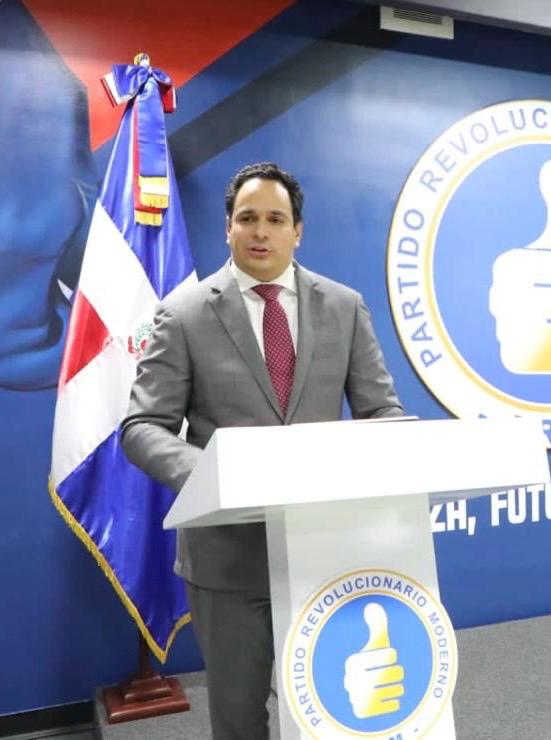 Abinader designa a Manuel Conde como su representante ante JCE imagen