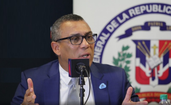 Acusan a dominicano en NY de fraude por más US$100 millones