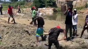 DAJABON: Haitianos comienzan nueva excavación en el Masacre