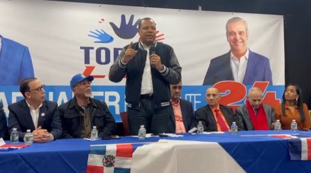 NUEVA YORK: Eddy Alcántara lanza movimiento Todos con Luis