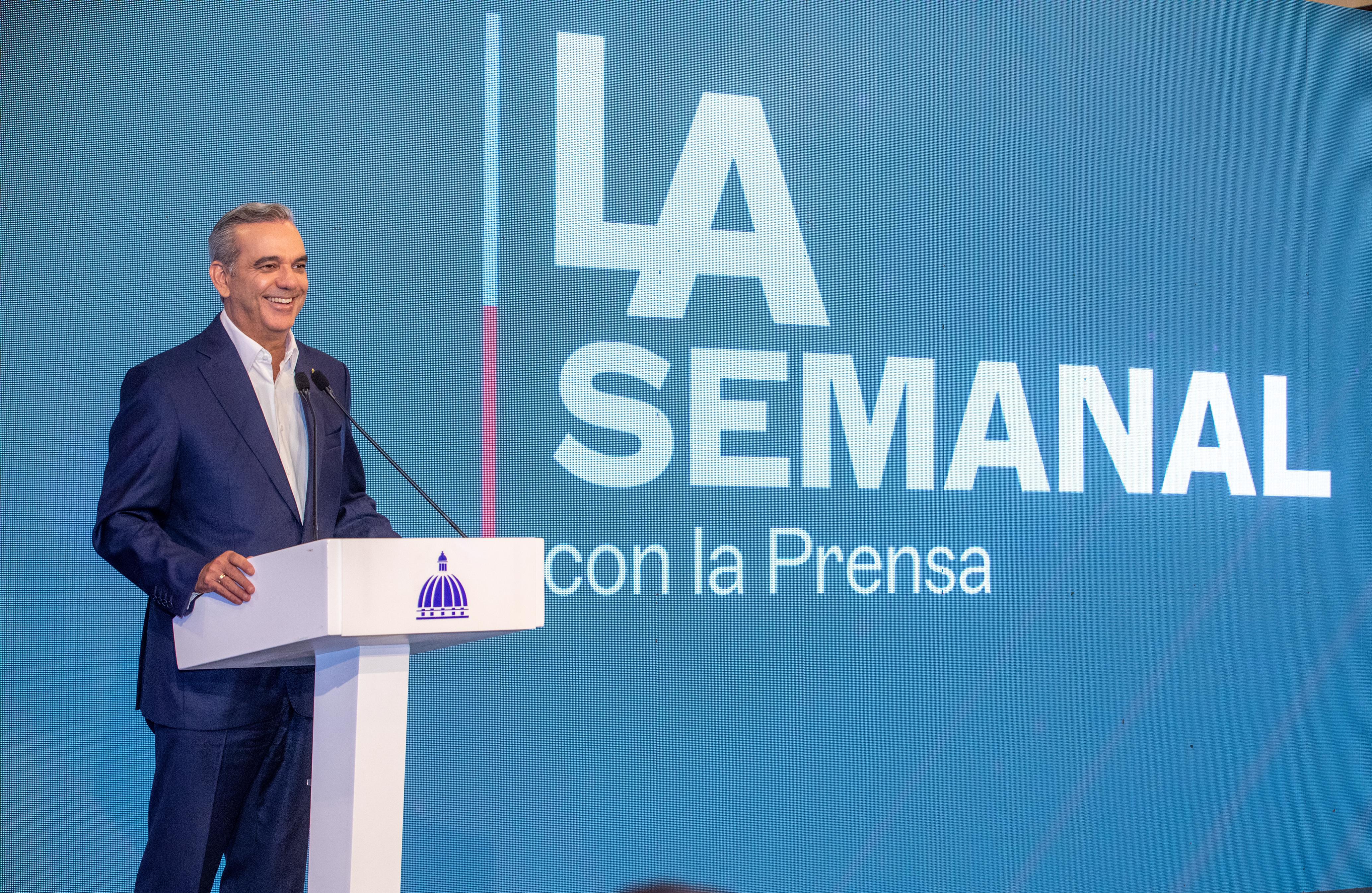 Abinader realizará encuentro LA Semanal el lunes desde Santiago imagen