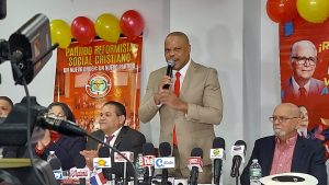 NY: Merenguero Raúl Acosta lanza candidatura a diputado por PRSC
