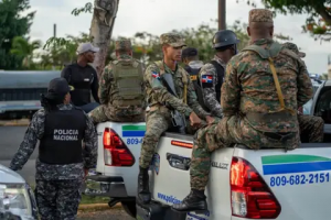 Policía mata a balazos peligroso delincuente en Los Guaricanos