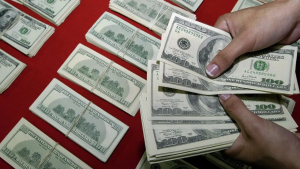 El dólar se cambia a 59.35 pesos dominicanos para la venta