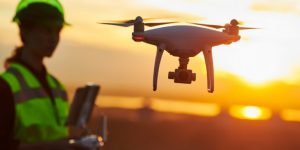 Luis Abinader propone multas millonarias a operadores drones