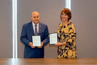 ABA y UNAPEC firman convenio de cooperación académica