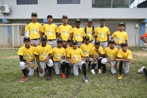 Barrios Duarte, INVI y La Cumbre triunfan en el béisbol RBI Rica