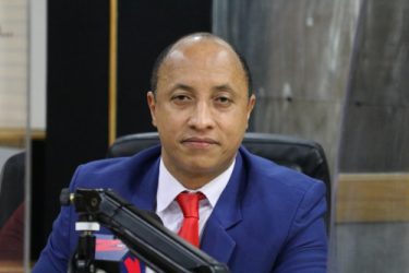 Dice sectores “oscuros”  impulsan campaña sucia contra Abinader