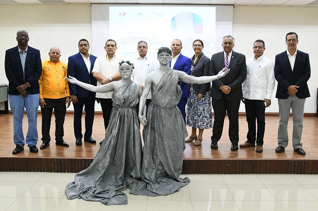 COD y Embajada de Francia dan apertura a exposición fotográfica imagen